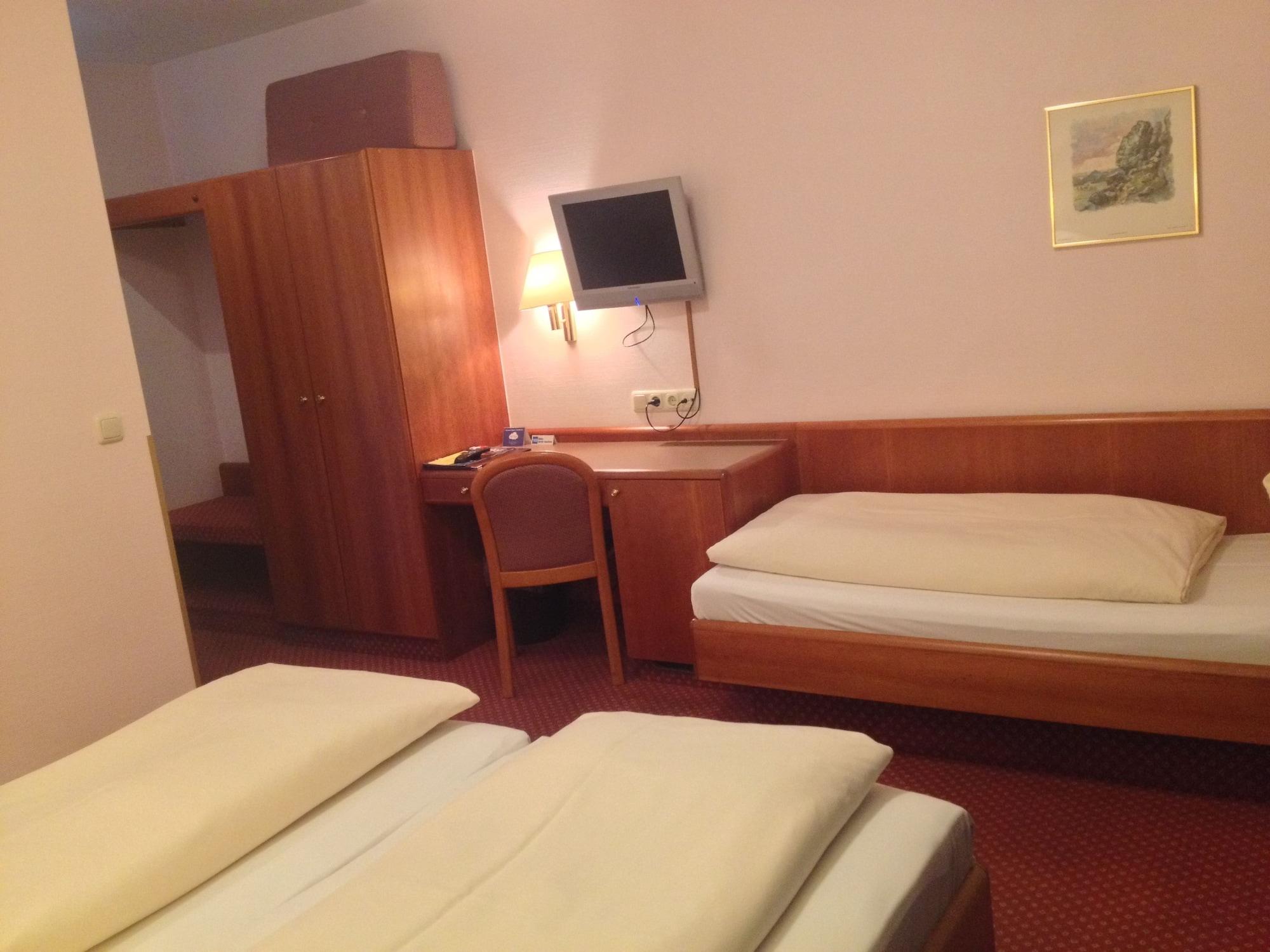 Hotel Carmen Münih Dış mekan fotoğraf