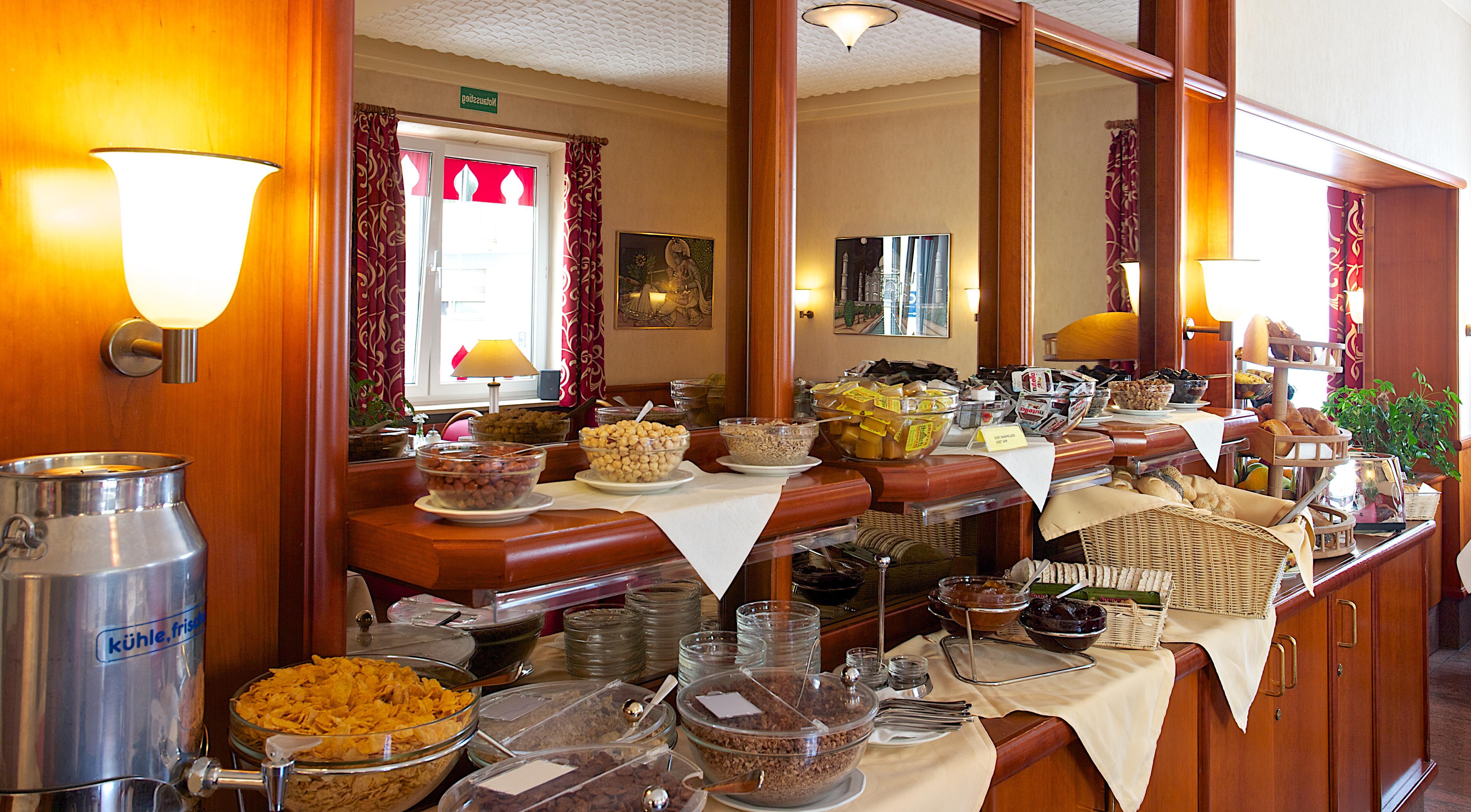 Hotel Carmen Münih Dış mekan fotoğraf
